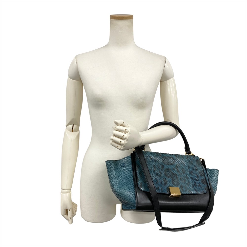 セリーヌ CELINE トラペーズ ショルダーバッグ 2WAY レザー ブルー ゴールド金具 パイソン レディース【中古】 セリーヌ CELINE トラペーズ ショルダーバッグ 2WAY レザー ブルー
