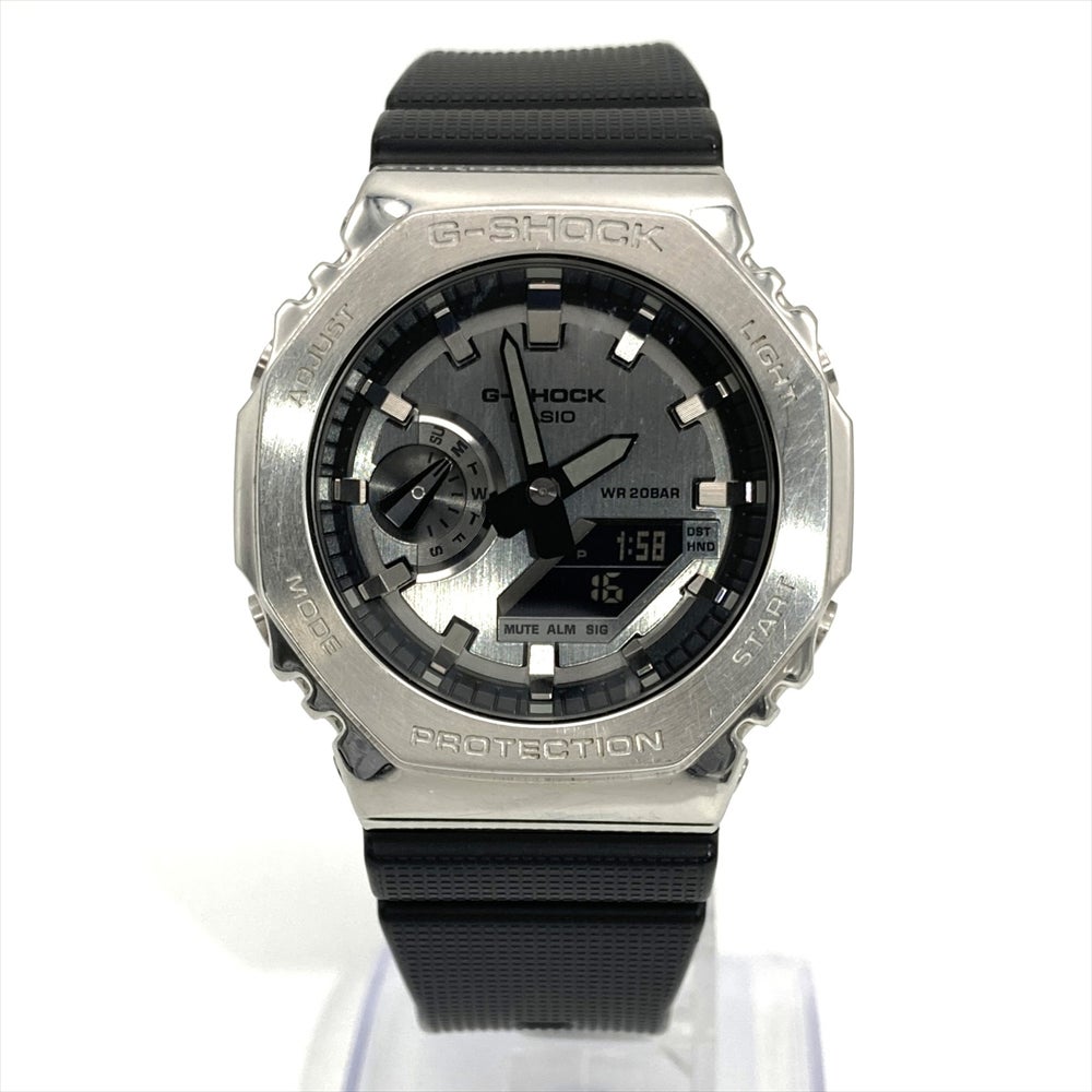 カシオ CASIO GM-2100 G-SHOCK Gショック 腕時計 シルバー文字盤 稼働