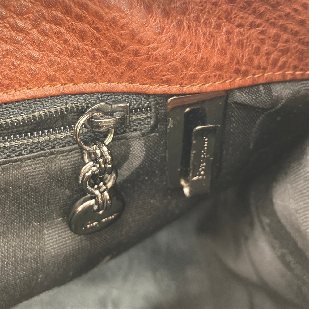 フェラガモ Ferragamo ガンチーニ ショルダーバッグ グレインレザー