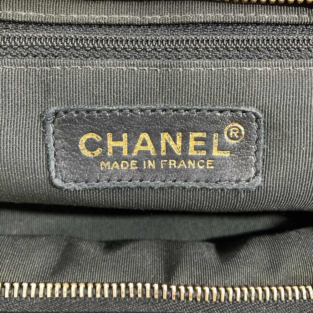 シャネル CHANEL マトラッセ キャビアスキン チェーン ショルダー