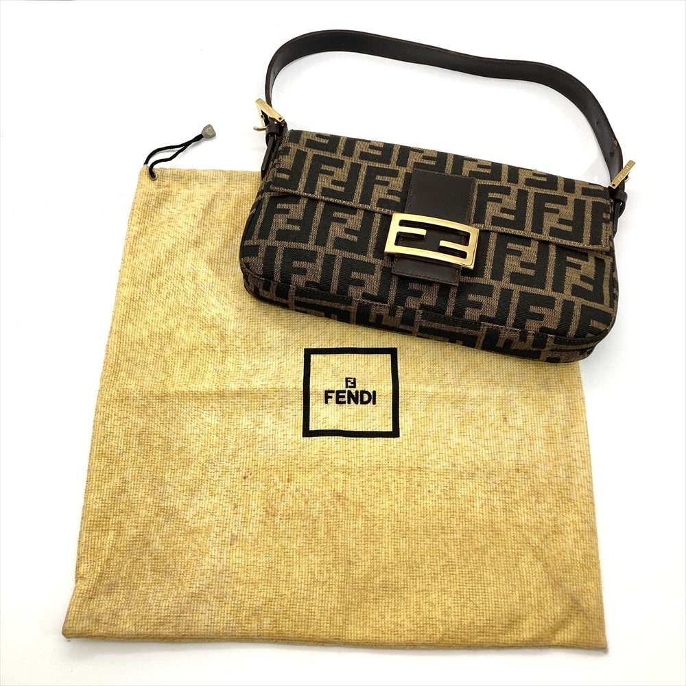 フェンディ FENDI ズッカ柄 マンマバケット ショルダーバッグ