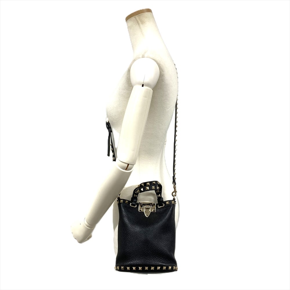 ヴァレンティノ VALENTINO ロックスタッズ クロスボディ ショルダー