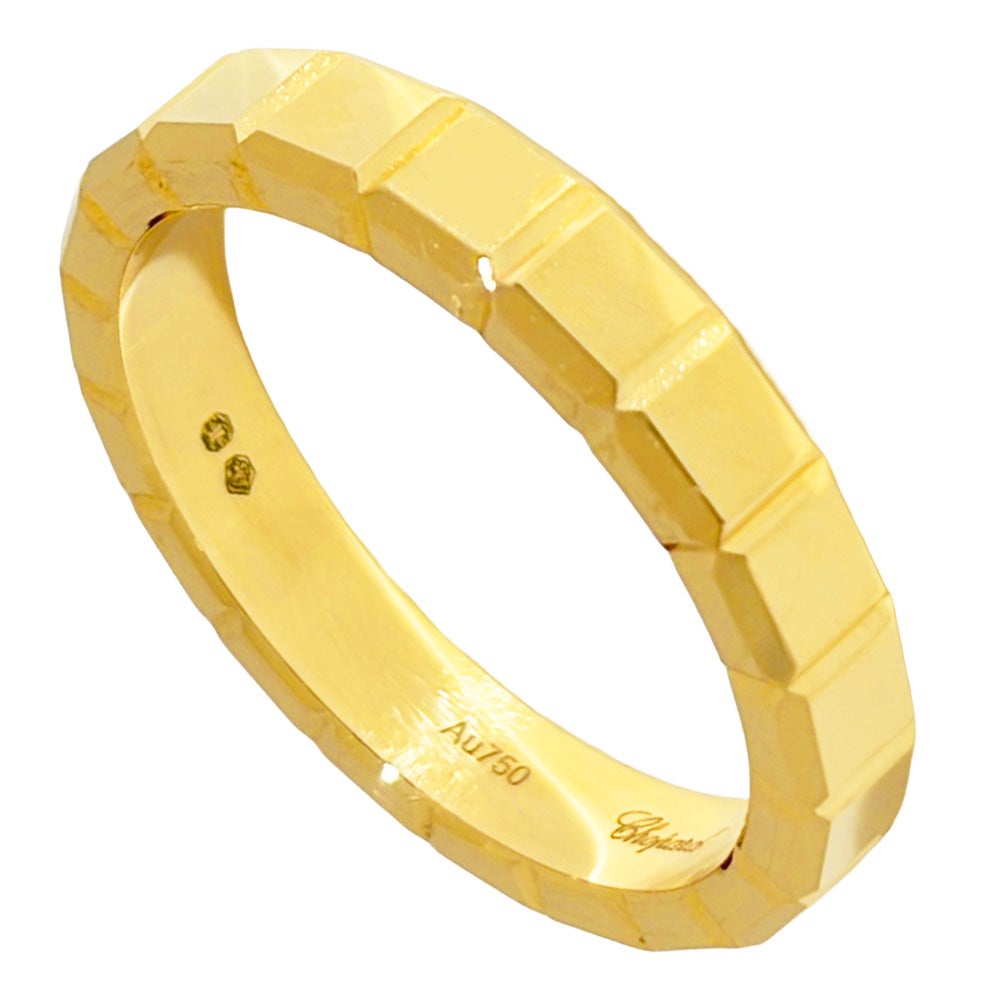 000000109175-01.jpg?size=m&w=