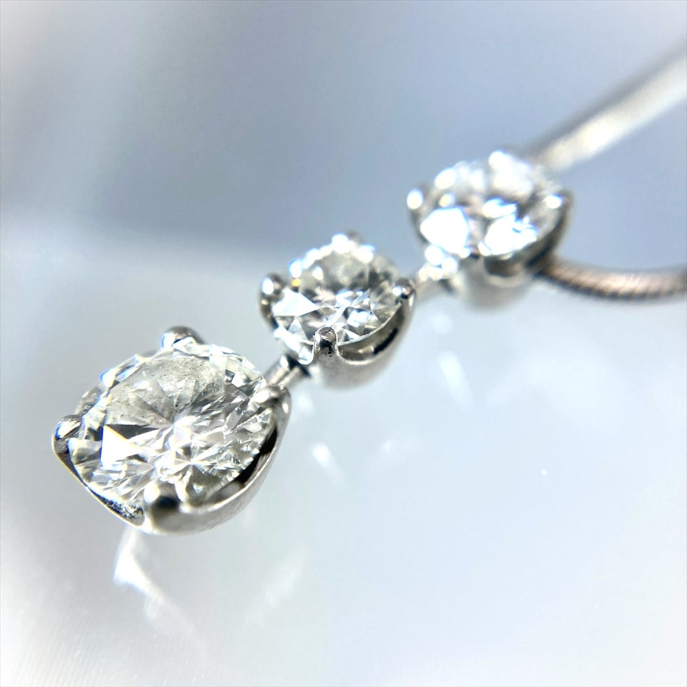 ベリテ VERITE 3連ダイヤ トリロジー ネックレス ダイヤモンド 0.543ct