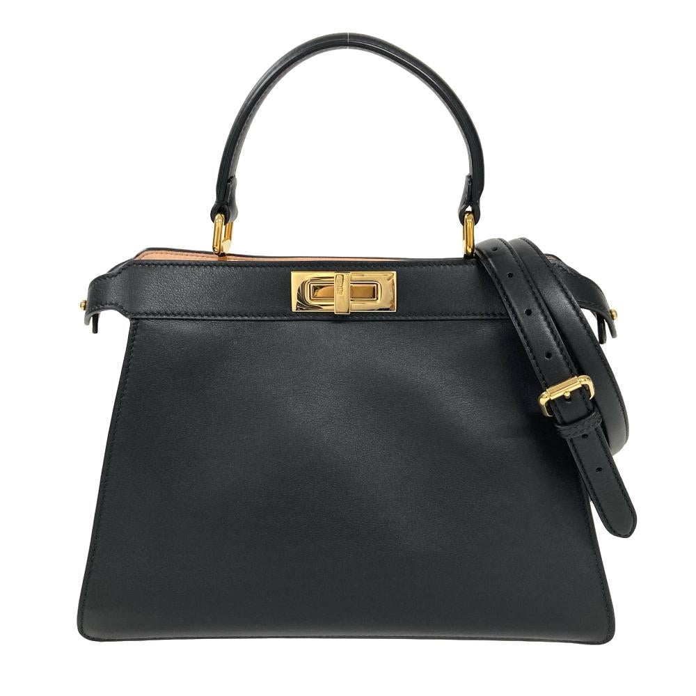 フェンディ　ピーカブーアイシーユー　ミディアム　ブラック　ゴールド金具　極美品 フェンディ FENDI ピーカブー アイシーユー ミディアム ハンドバッグ