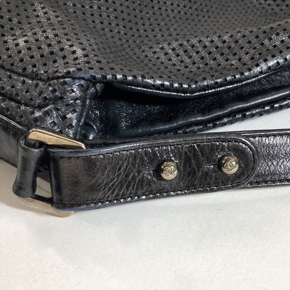 シャネル CHANEL ココマーク ハンドバッグ 2WAY パンチングレザー