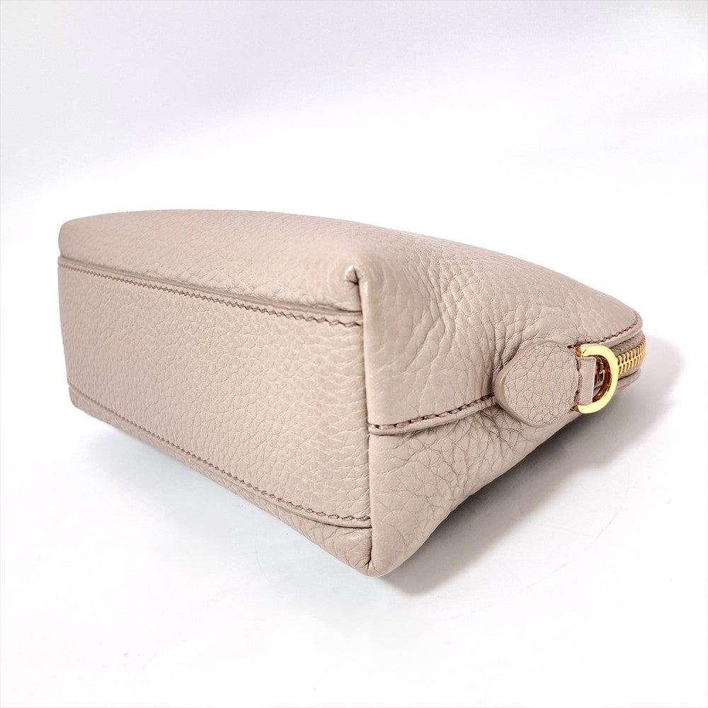 プラダ PRADA ポーチ レザー グレー ゴールド金具【中古】 | ゴールド