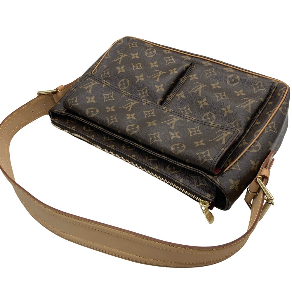 ルイヴィトン LOUIS VUITTON ヴィバシテGM ショルダーバッグ
