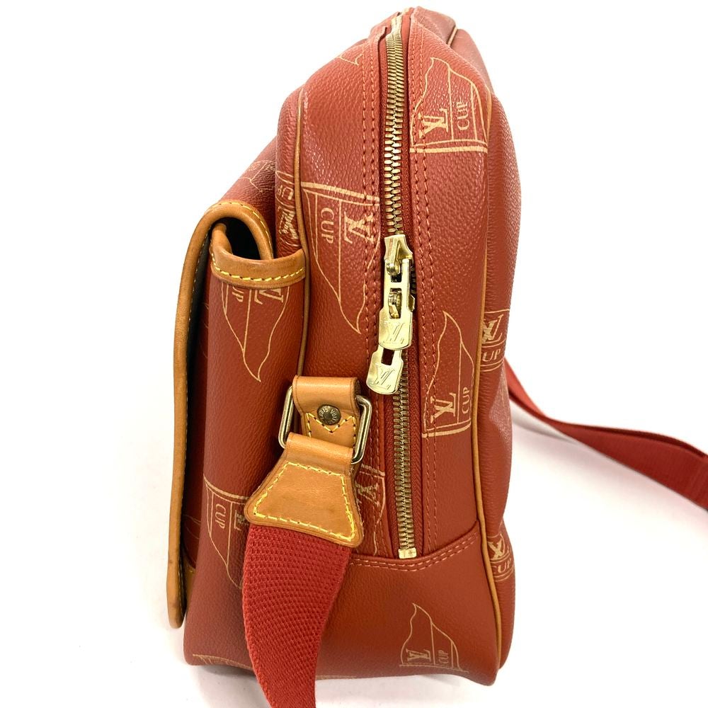 ルイヴィトン LOUIS VUITTON カルヴィ ショルダーバッグ PVC M80028