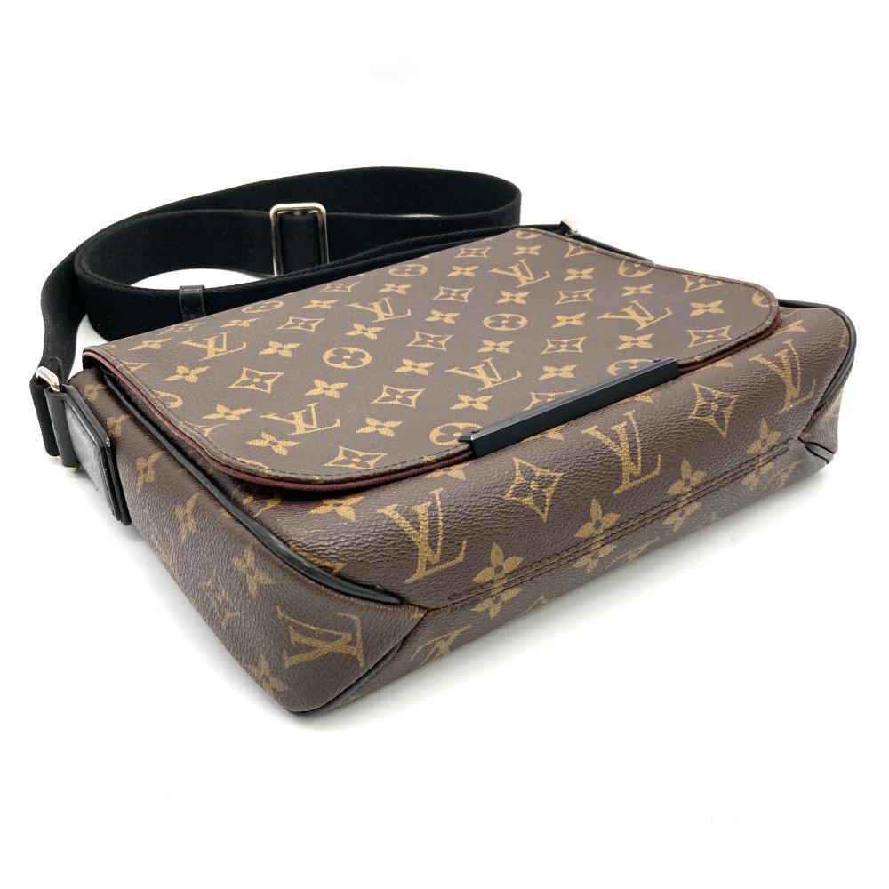 ルイヴィトン LOUIS VUITTON ディストリクトPM ショルダーバッグ