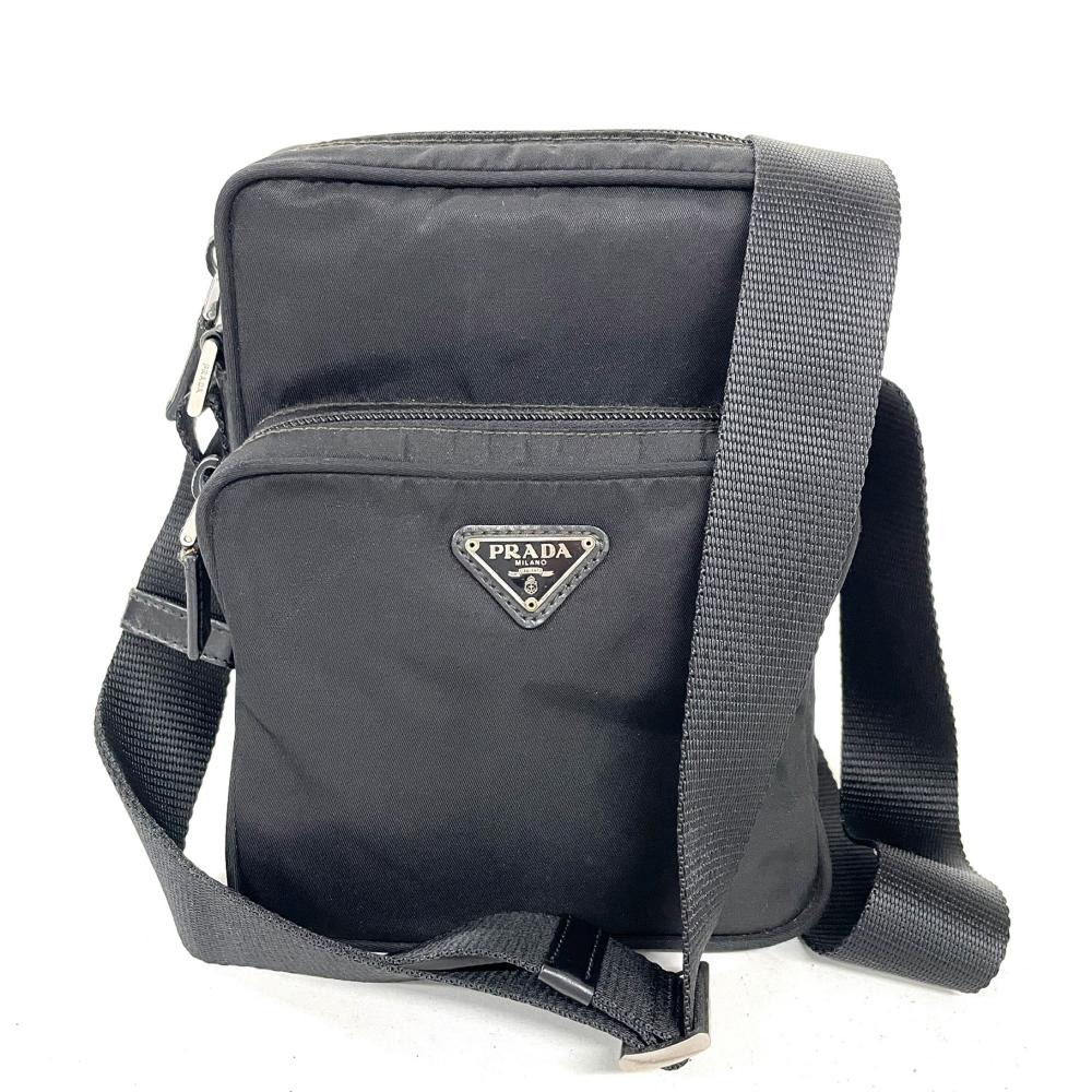プラダ PRADA トライアングルロゴ ショルダーバッグ ナイロン ブラック