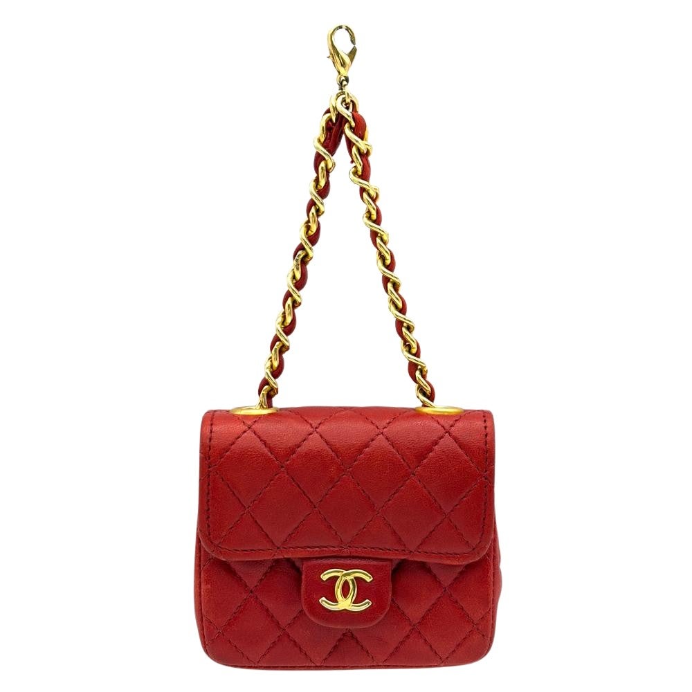 シャネル CHANEL ミニミニ マトラッセ チェーン ポーチ ラムスキン