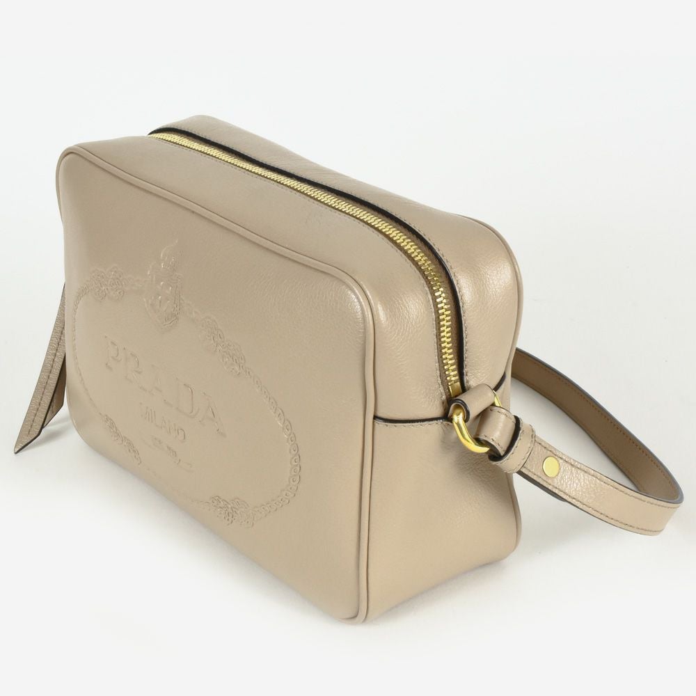 プラダ PRADA ショルダーバッグ カーフ 1BH089 ベージュ ゴールド金具