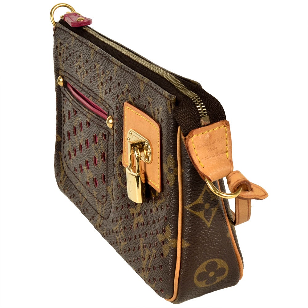 ルイヴィトン LOUIS VUITTON ペルフォ アクセソワール ポシェット