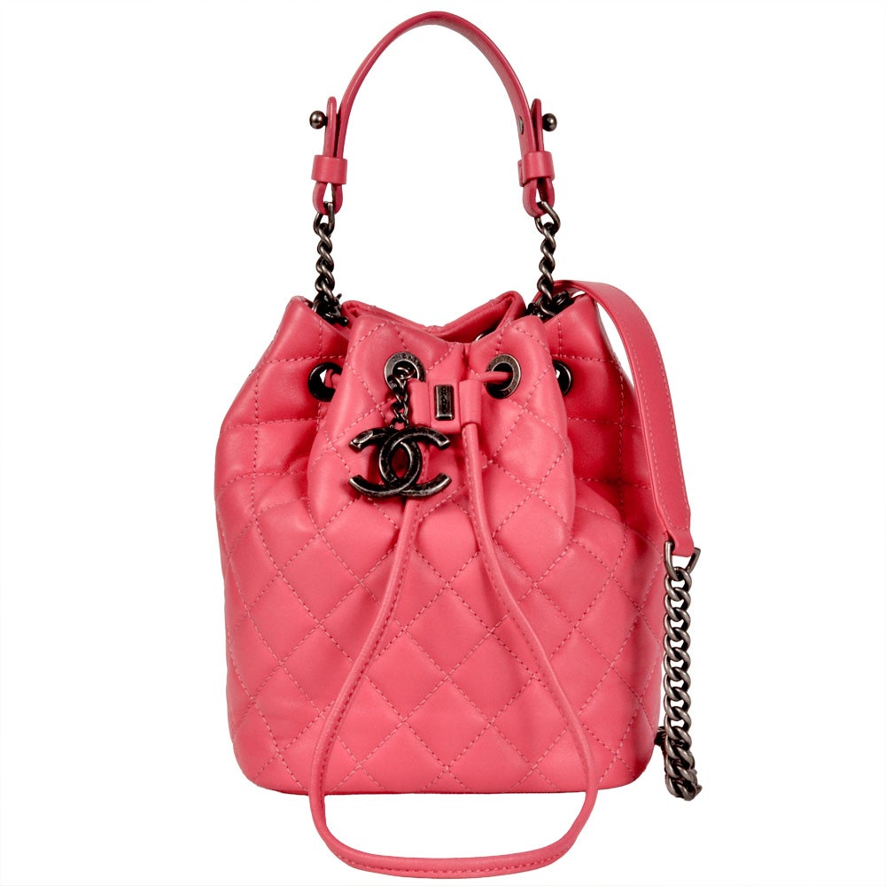 シャネル CHANEL マトラッセ ショルダーバッグ ラムスキン ピンク 巾着