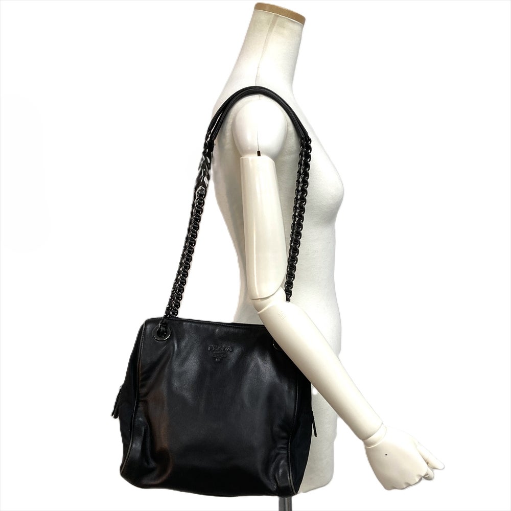 プラダ PRADA チェーン ショルダーバッグ レザー ブラック【中古